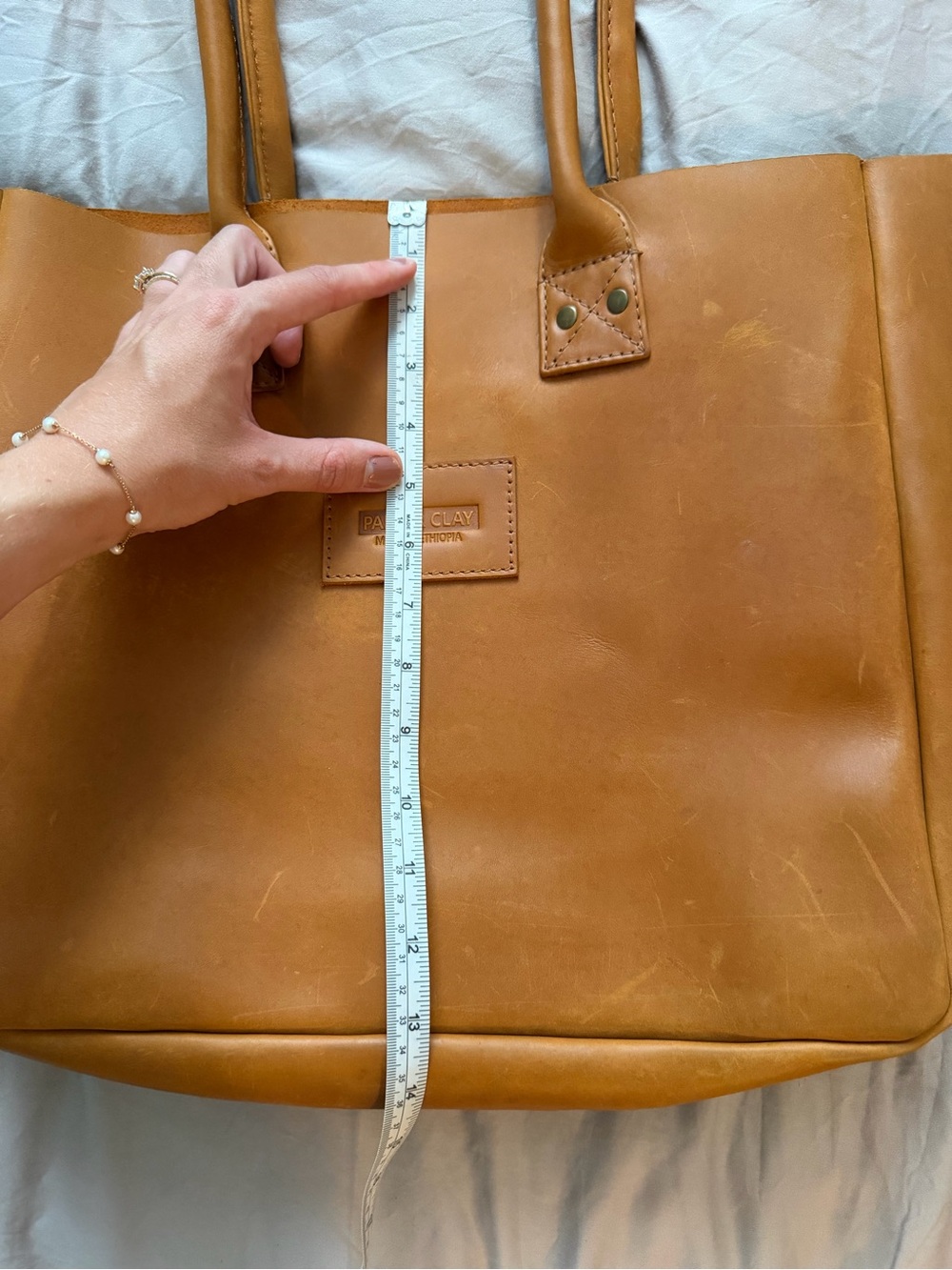 Classic Cognac Leather Tote with Double Handles - Picture 4 of 5